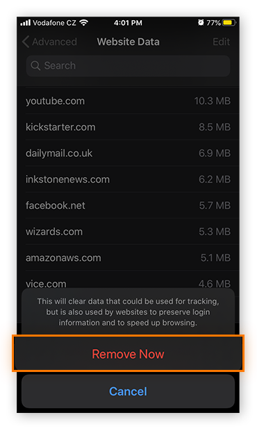 The confirmation prompt seen when removing website data in Safari for iOS 13.4.1