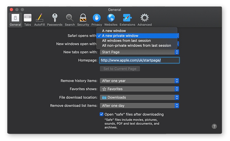 Setting Safari to open with a new private window in the Safari preferences for macOS