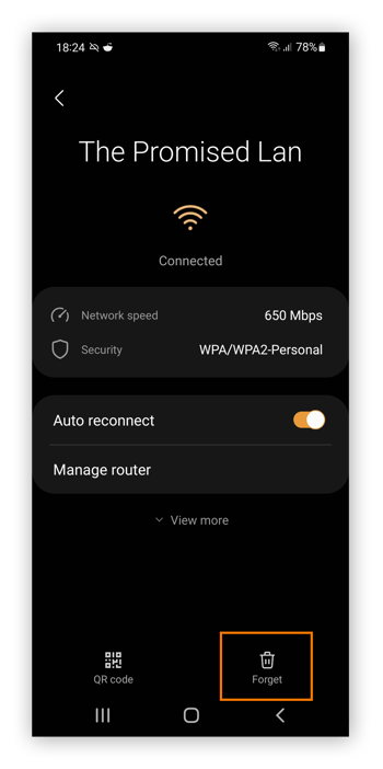 Toque em “Esquecer” nas configurações de conexão e reconecte-se ao Wi-Fi para atualizar seu endereço IP automaticamente.