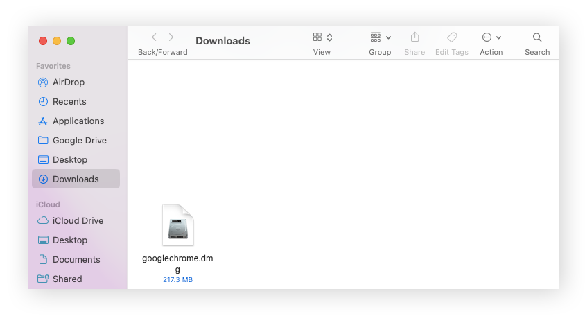 Die heruntergeladene Google Chrome-Datei im Ordner Downloads.