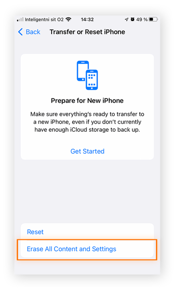  Toque «Borrar contenidos y ajustes» para preparar la restauración del iPhone.