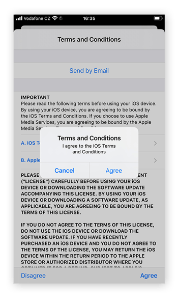 Para instalar el software más reciente, acepte los Términos y condiciones y de Apple para la actualización de iOS.