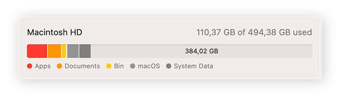  Ajustes de almacenamiento en macOS Ventura, que muestran las categorías macOS y Datos del sistema.