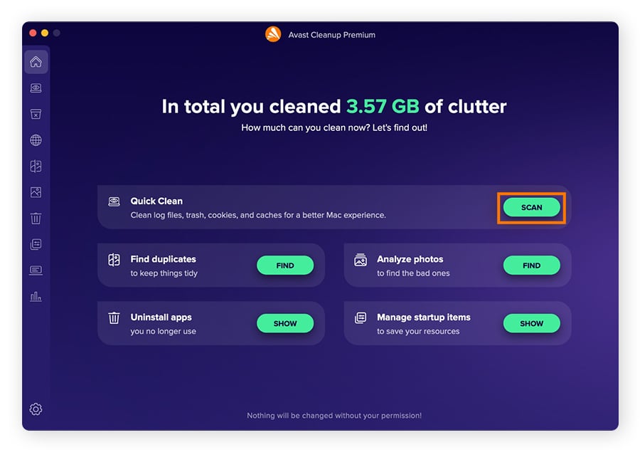  Using Avast Cleanup for Mac to scan for junk files, cache, and other unnecessary data.